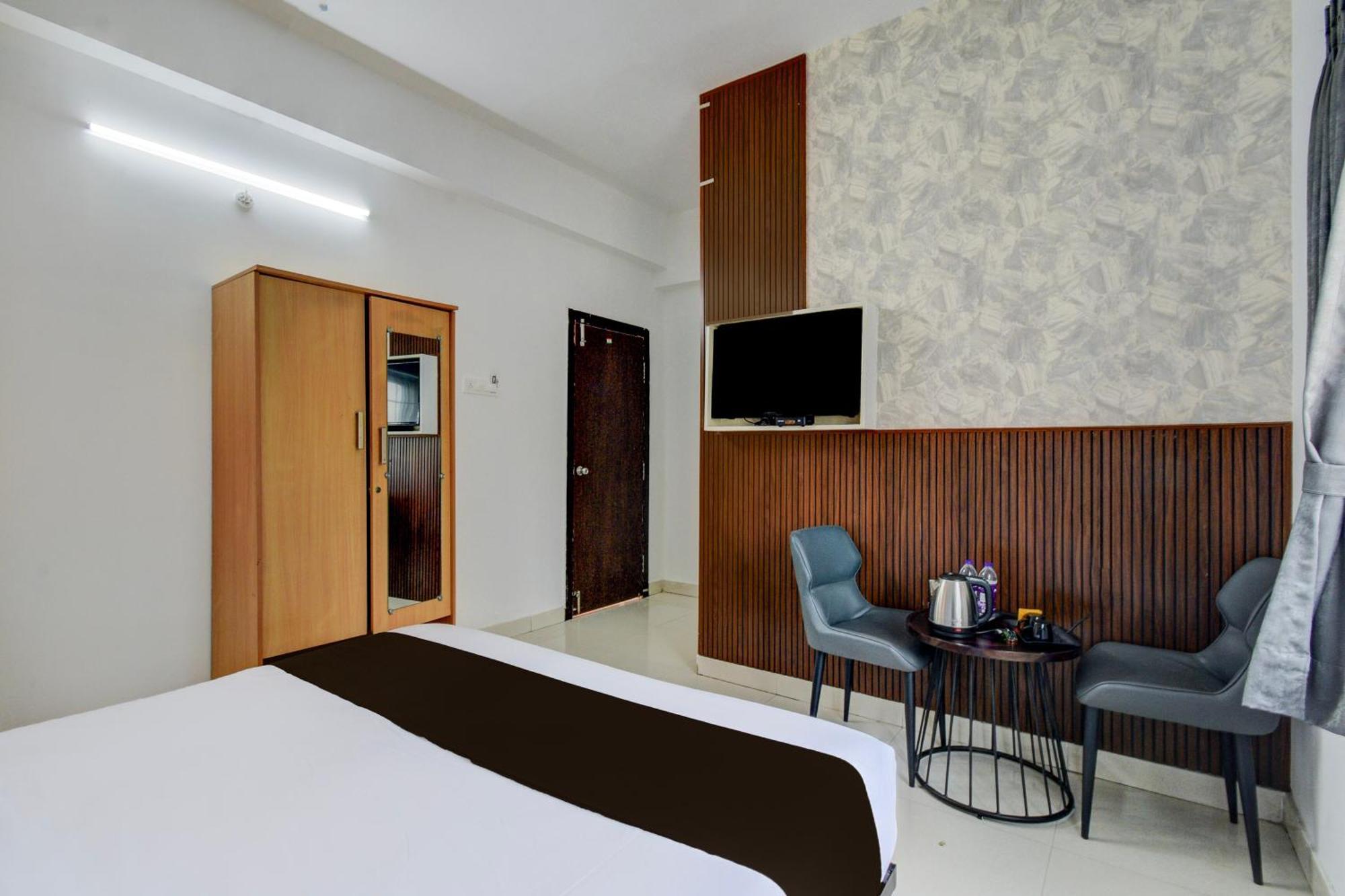 Hotel O Bee Oak Gachibowli Exterior photo